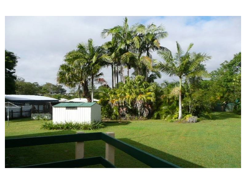 6 Montrose Street, Beerwah QLD 4519