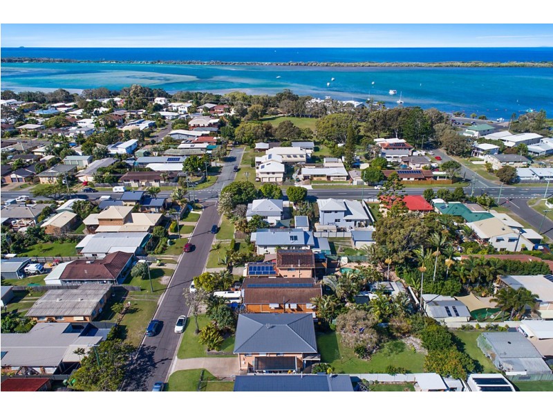 14 Drake Street, Golden Beach QLD 4551