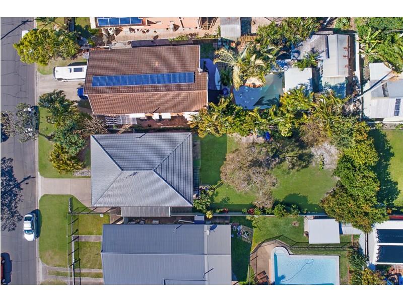 14 Drake Street, Golden Beach QLD 4551