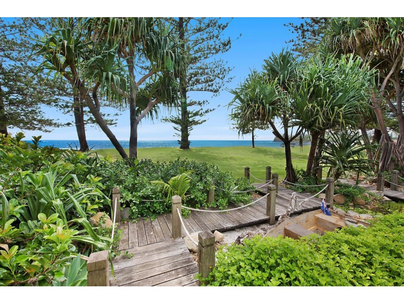41 Wilson Avenue, Dicky Beach QLD 4551