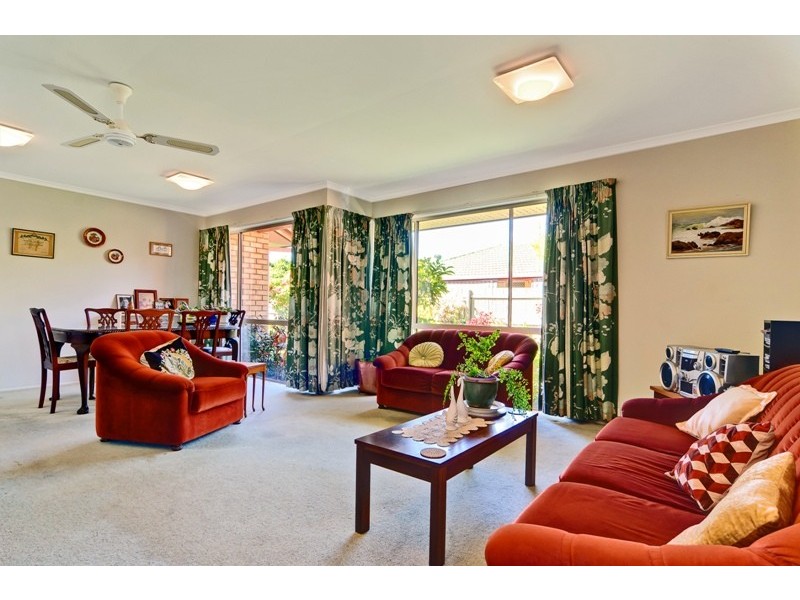 5 Michael Street, Golden Beach QLD 4551