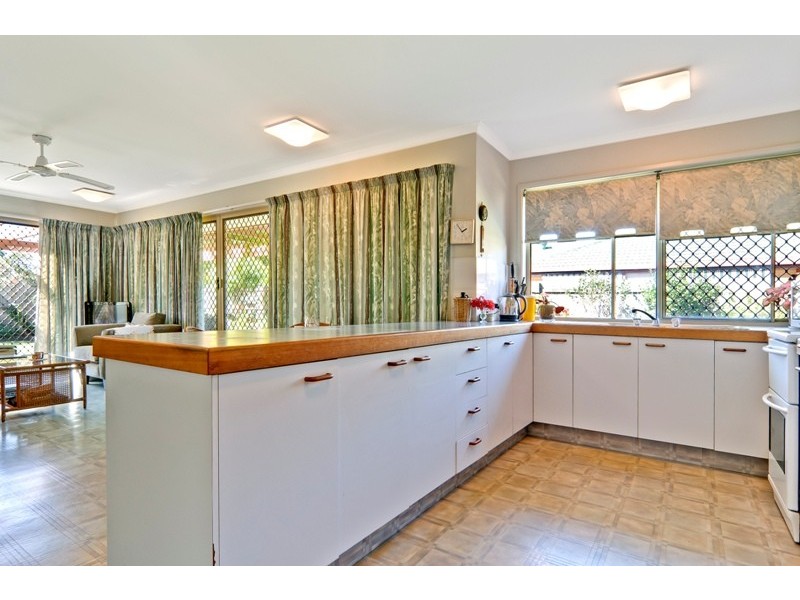 5 Michael Street, Golden Beach QLD 4551