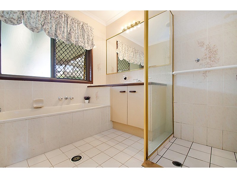 18 Poatina Street, Wurtulla QLD 4575