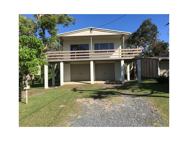 4 Ngungun Street, Dicky Beach QLD 4551