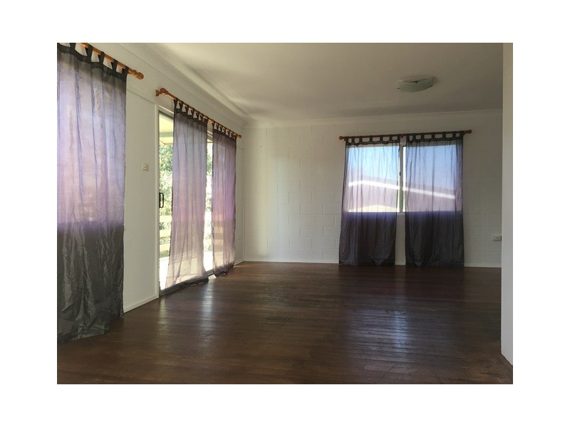 4 Ngungun Street, Dicky Beach QLD 4551