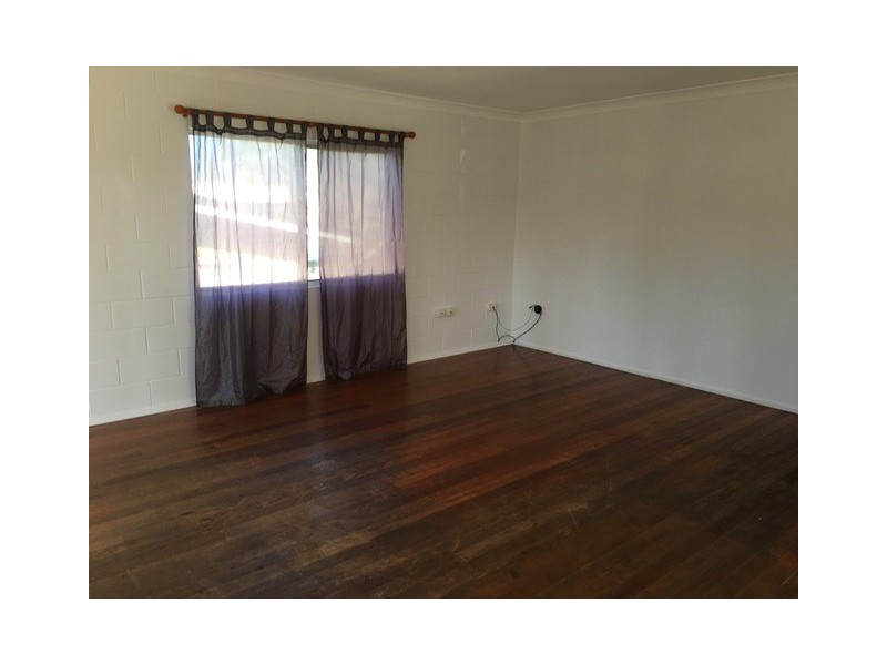 4 Ngungun Street, Dicky Beach QLD 4551