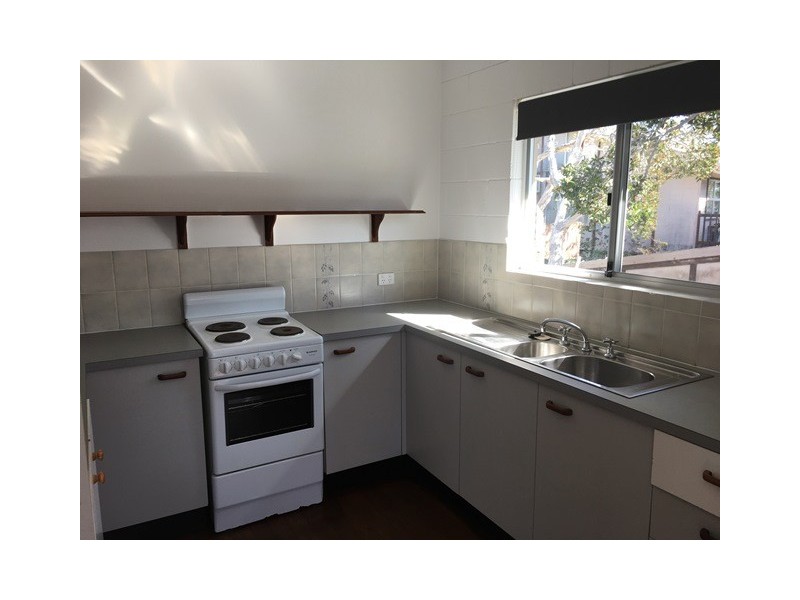 4 Ngungun Street, Dicky Beach QLD 4551