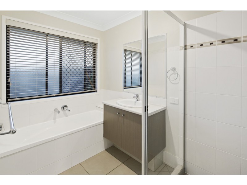 1 Wildflower Way, Little Mountain QLD 4551