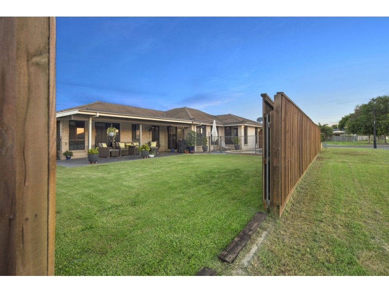 1 Wildflower Way, Little Mountain QLD 4551