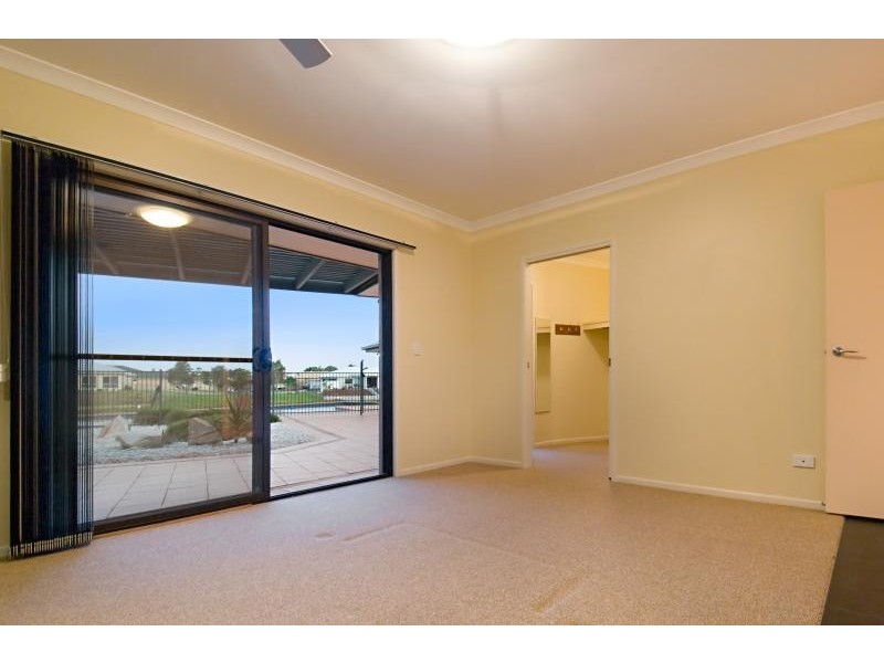 28 Wallaby Circuit, Pelican Waters QLD 4551