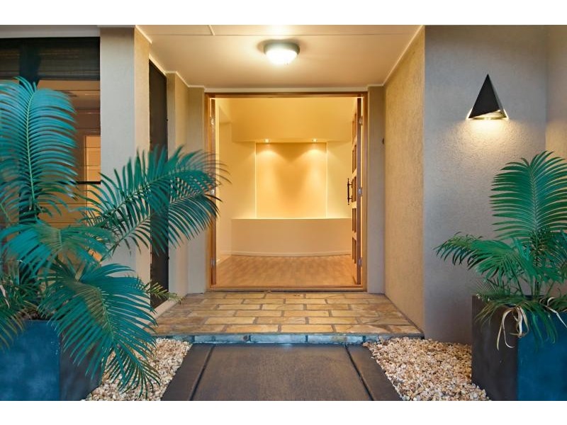 28 Wallaby Circuit, Pelican Waters QLD 4551