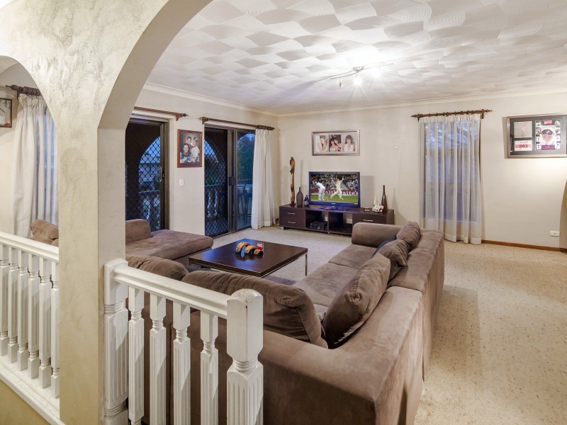 26 Anderson Street, Battery Hill QLD 4551