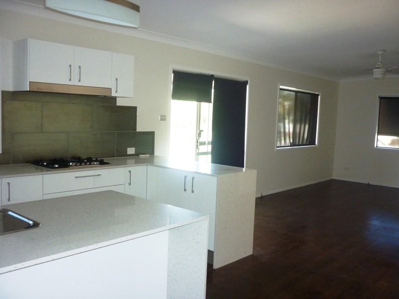 17 Drake Street, Golden Beach QLD 4551