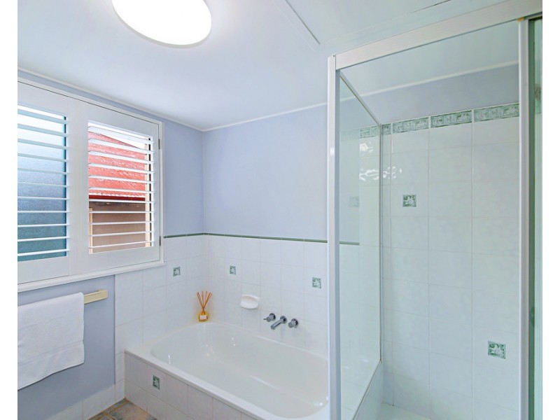 Unit 3/26 Upper Gay Terrace, Kings Beach QLD 4551