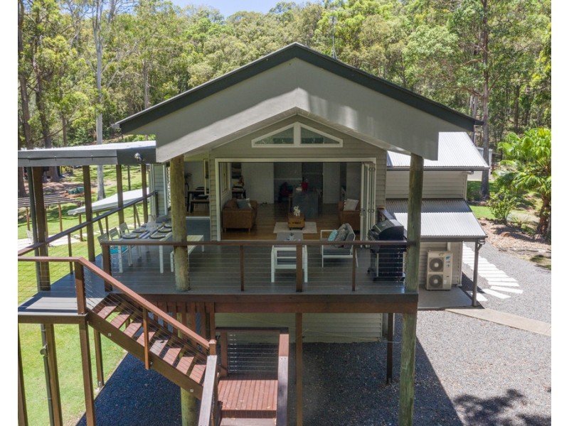 17 Sunset Drive, Little Mountain QLD 4551