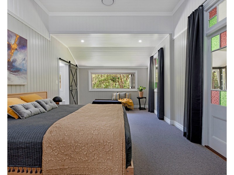 17 Sunset Drive, Little Mountain QLD 4551