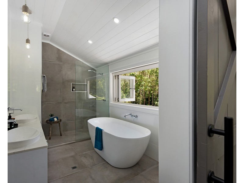 17 Sunset Drive, Little Mountain QLD 4551