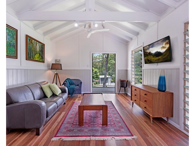 17 Sunset Drive, Little Mountain QLD 4551