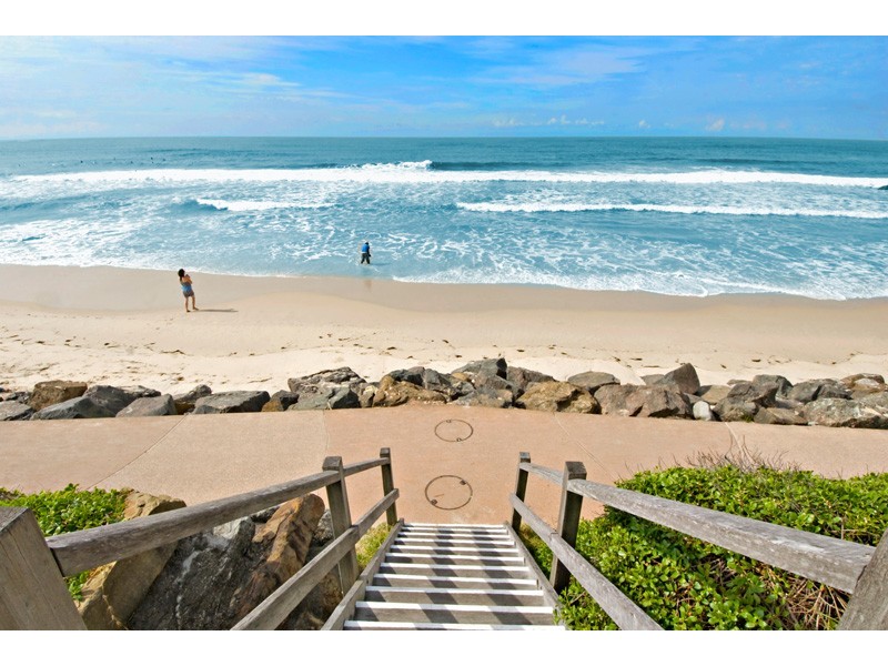 Unit 6 ‘Pandanus Court’ 2 Merrima Avenue, Kings Beach QLD 4551