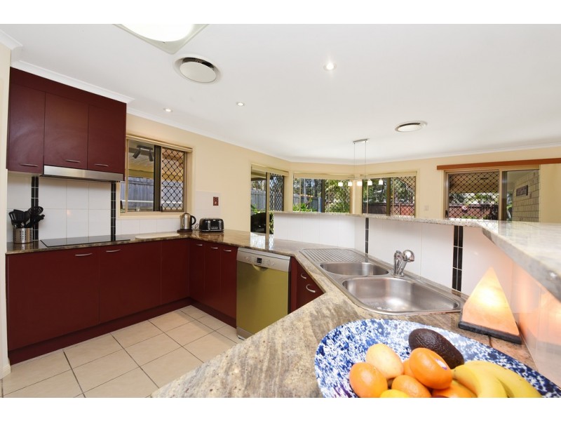 3 Gumview Place, Little Mountain QLD 4551