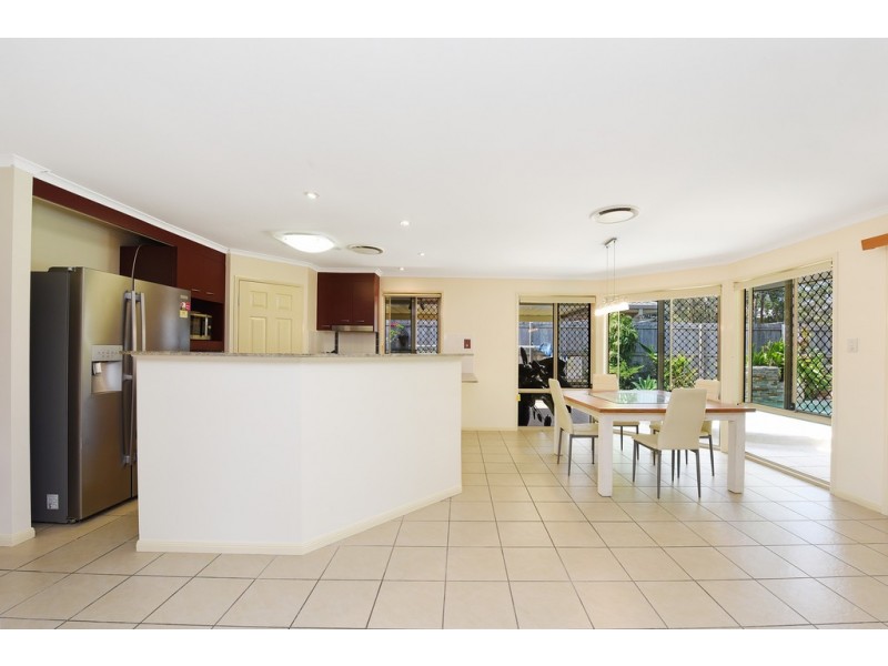 3 Gumview Place, Little Mountain QLD 4551