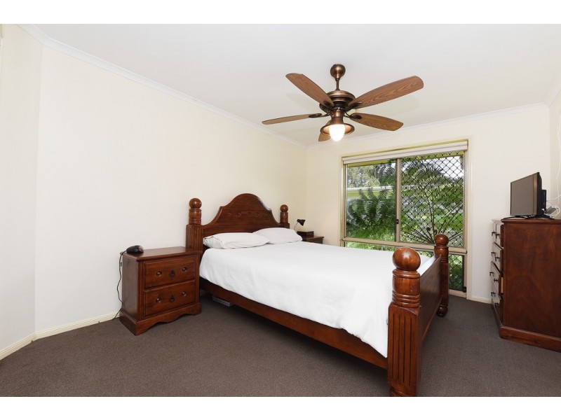 3 Gumview Place, Little Mountain QLD 4551