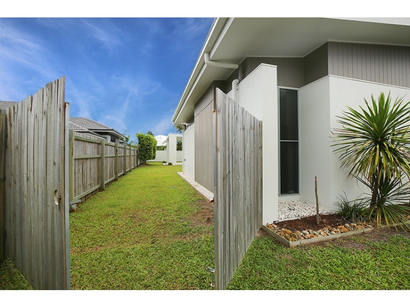 7 Creek View Place, Pelican Waters QLD 4551