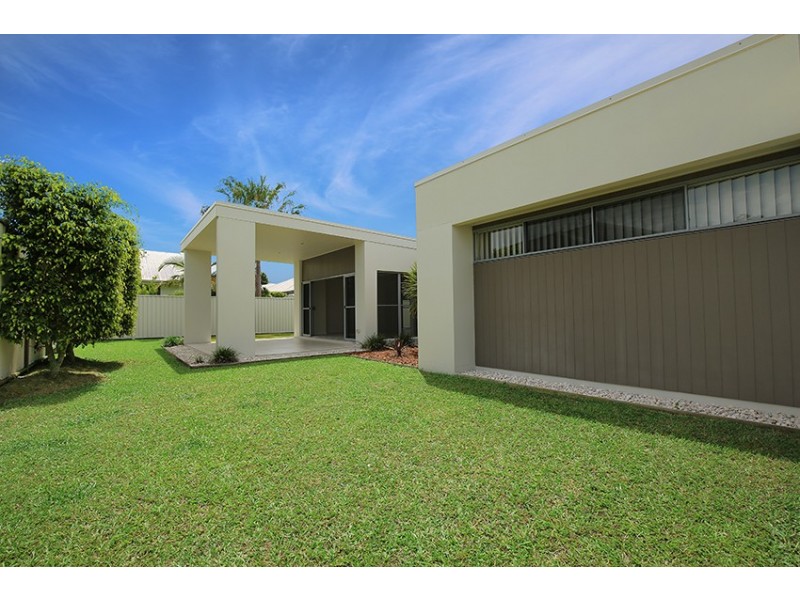 7 Creek View Place, Pelican Waters QLD 4551