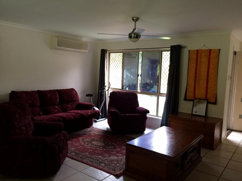 11 Avondale Place, Little Mountain QLD 4551