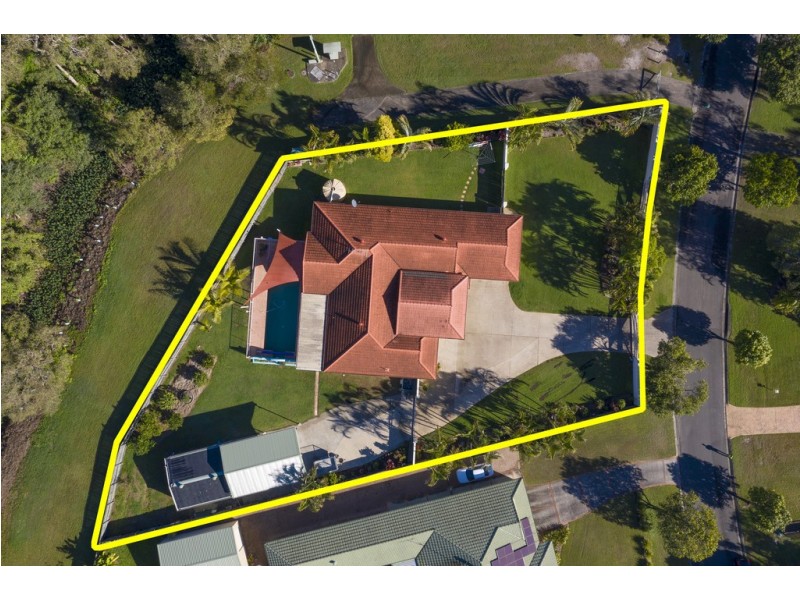18 Bluegrass Street, Little Mountain QLD 4551