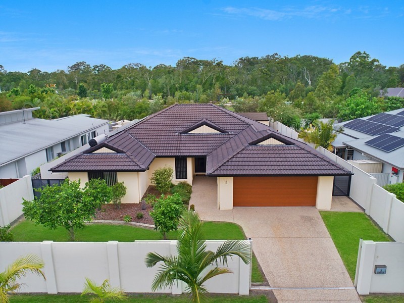 3 Sovereign Circuit, Pelican Waters QLD 4551