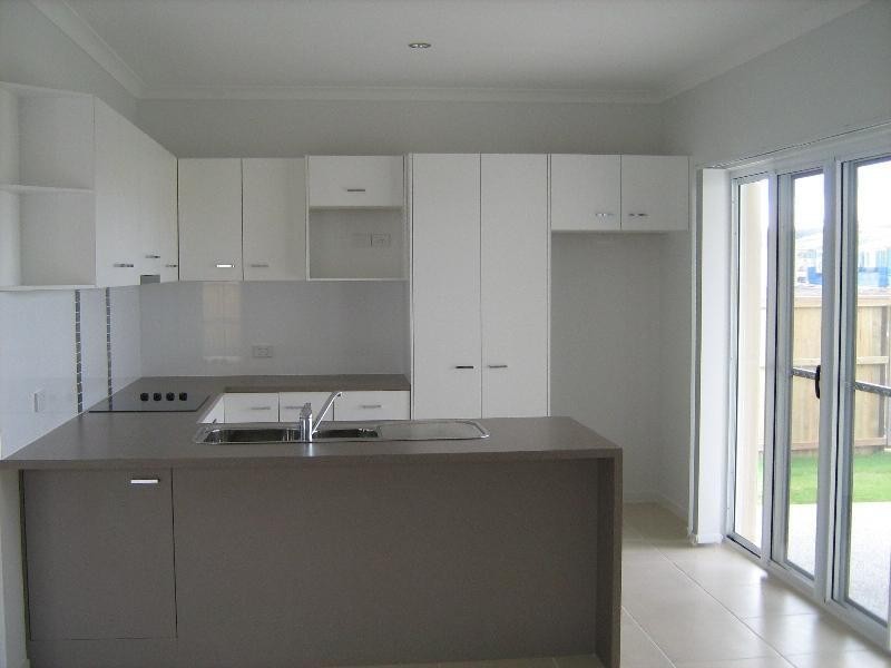 33 Northcote Crescent, Caloundra West QLD 4551