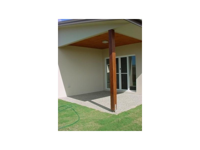 33 Northcote Crescent, Caloundra West QLD 4551