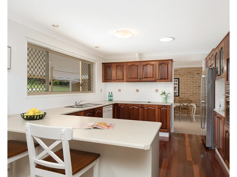 10 Oakwood Street, Little Mountain QLD 4551