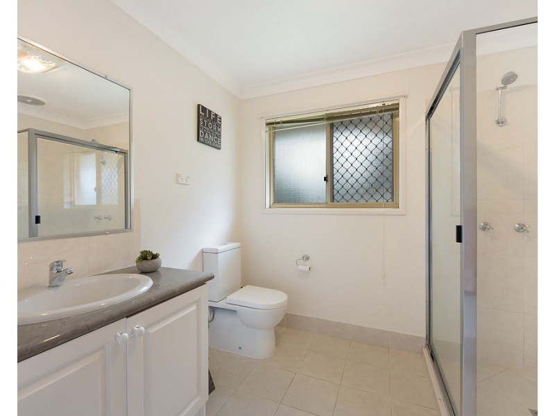 10 Oakwood Street, Little Mountain QLD 4551