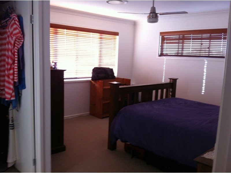 Unit 2 ‘Meridan Villas’ 10 Alicia Circuit, Little Mountain QLD 4551