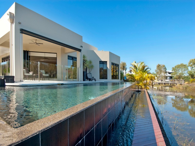 12 Rutherford Place, Pelican Waters QLD 4551