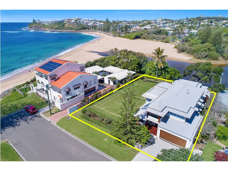 6 Cooroora Street, Dicky Beach QLD 4551