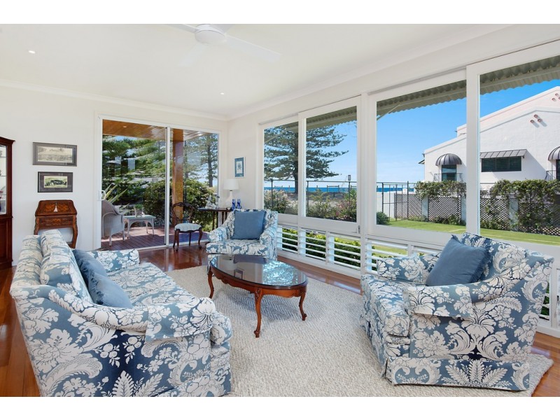 6 Cooroora Street, Dicky Beach QLD 4551