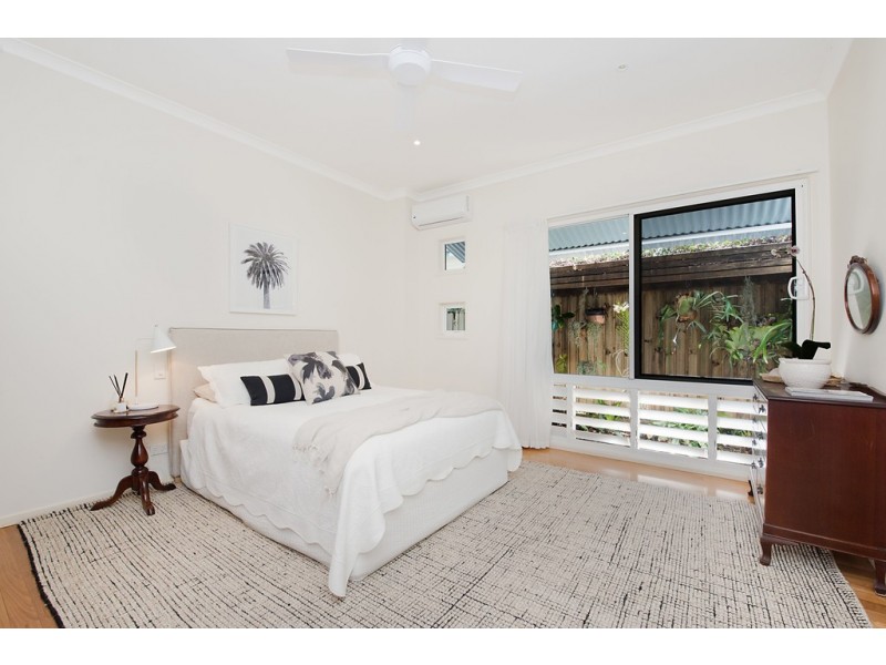 6 Cooroora Street, Dicky Beach QLD 4551