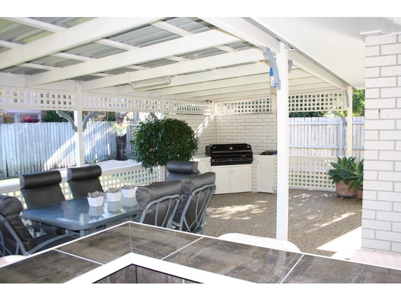 16 Sir Joseph Banks Drive, Pelican Waters QLD 4551