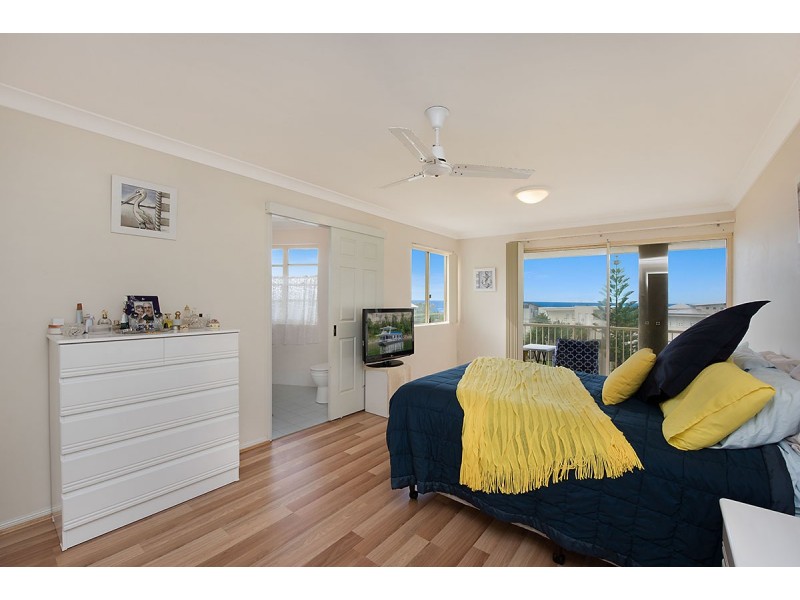 Unit 5 ‘Aztec Apartments’ 3 Ocean Court, Shelly Beach QLD 4551