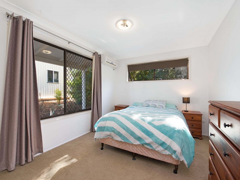 77 Pierce Avenue, Little Mountain QLD 4551