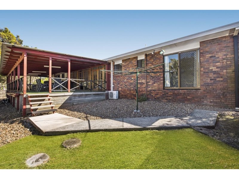 77 Pierce Avenue, Little Mountain QLD 4551