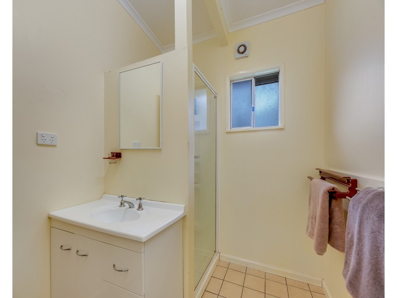 2 Roy Street, Golden Beach QLD 4551