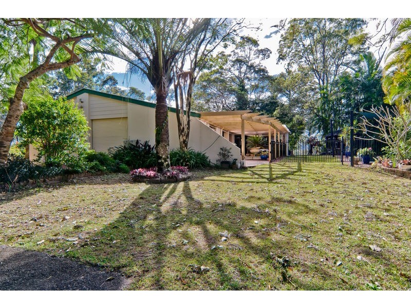 16 Karanne Drive, Mooloolah Valley QLD 4553