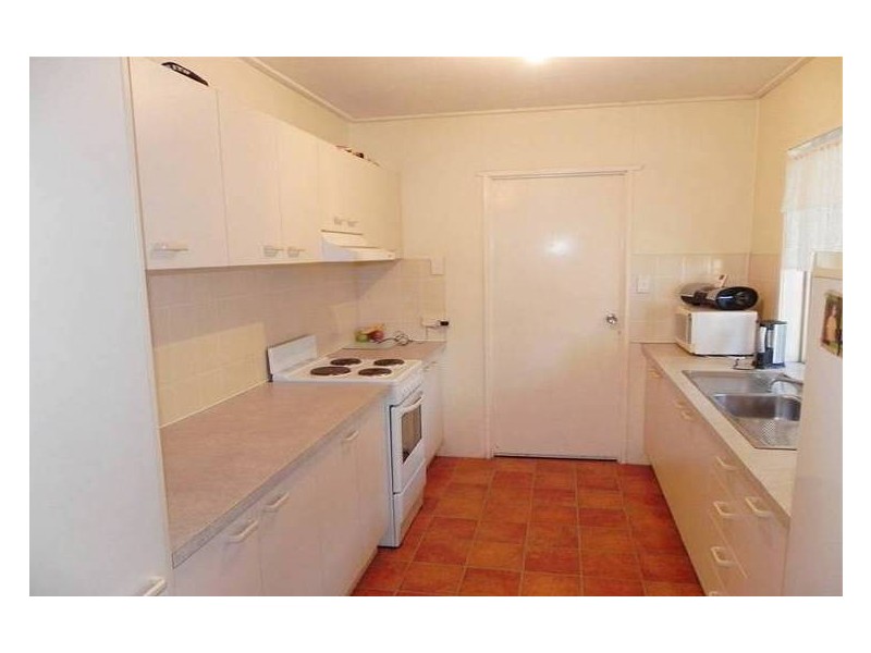 7 Montgomery Crescent, Golden Beach QLD 4551