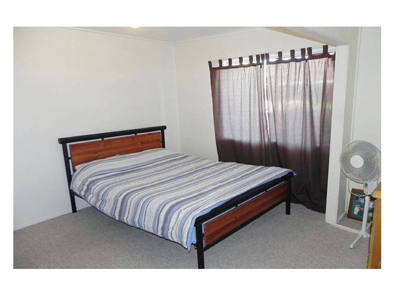 7 Montgomery Crescent, Golden Beach QLD 4551