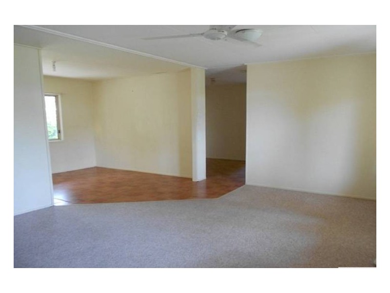 7 Montgomery Crescent, Golden Beach QLD 4551