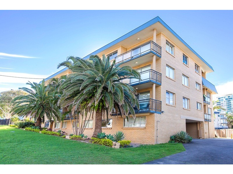 Unit 3 ‘Kings Crest’ 2 Moreton Parade, Kings Beach QLD 4551